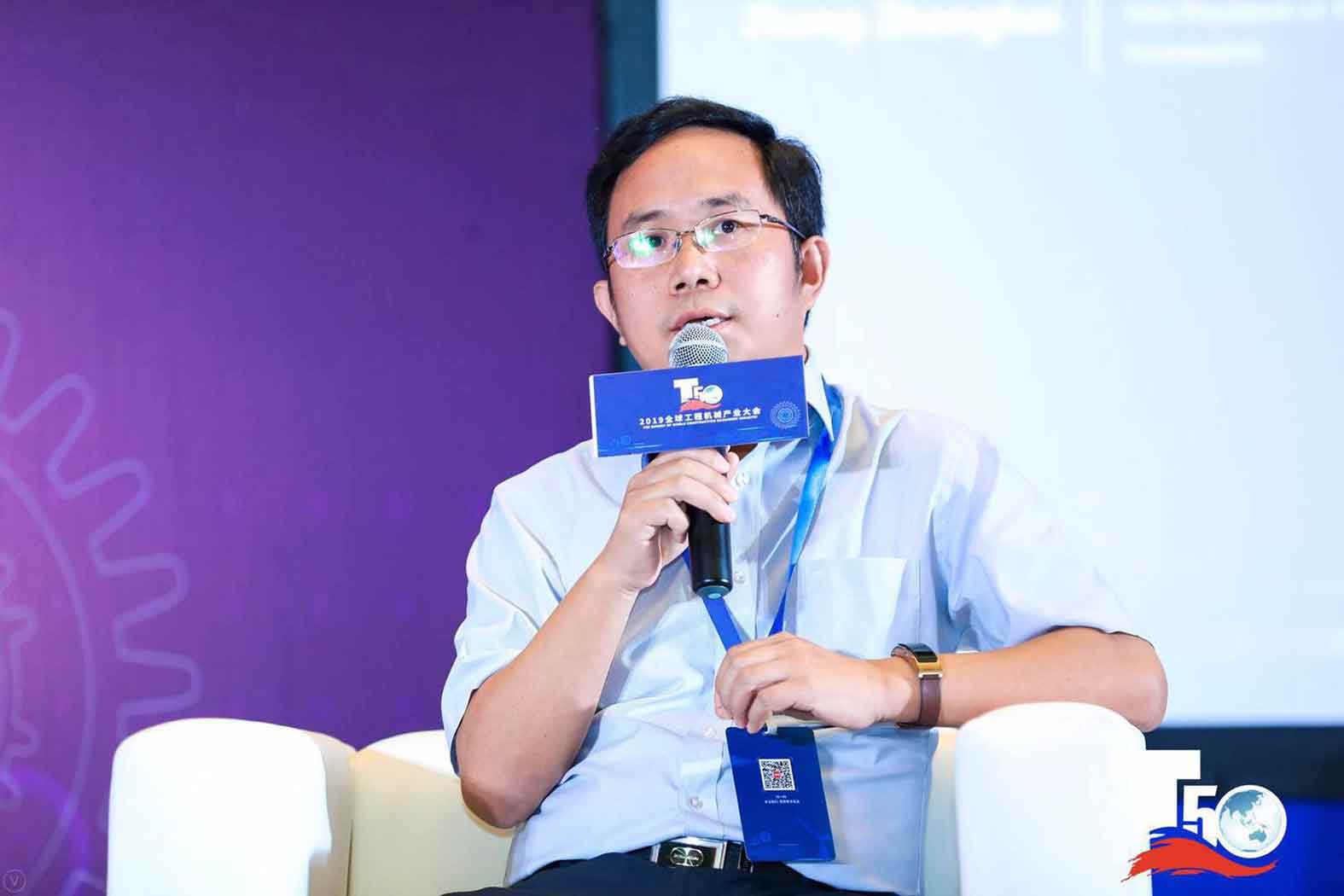 闪耀 | 百乐博集团 · 百乐博重装荣获中国桩工机械市场两项年度大奖